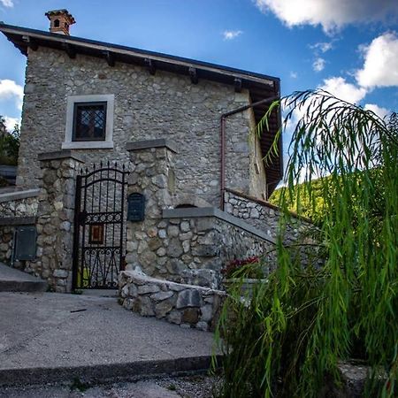 Вілла La Caprareccia Fiumata Екстер'єр фото